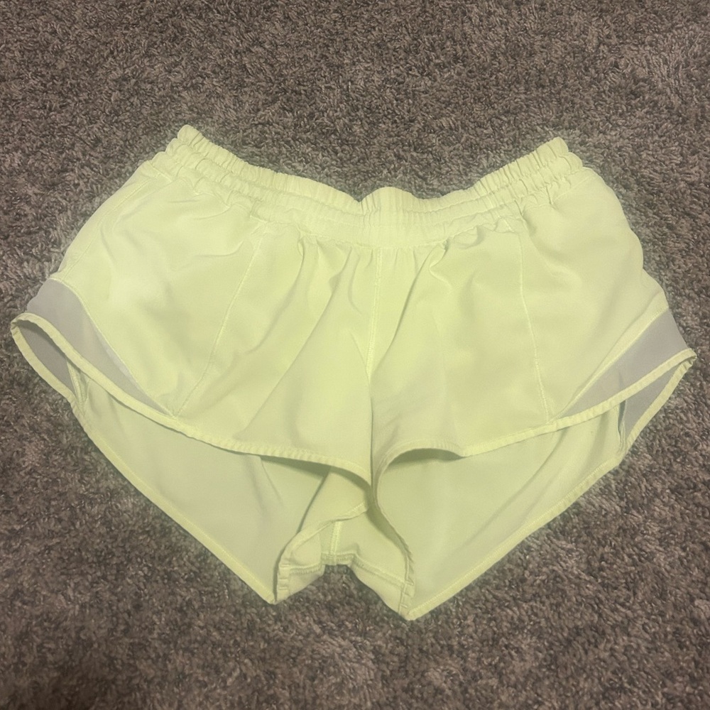 Lululemon Hotty Hot Shorts, 2”